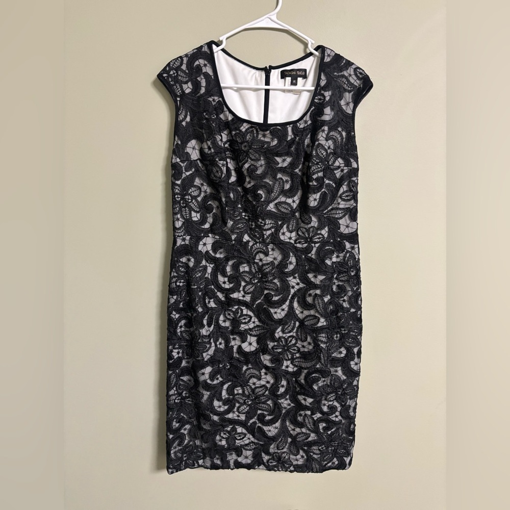 Tadashi Shoji Size 14 Black Lace Sheath Cocktail Dress Evening Cap Sleeve Formal